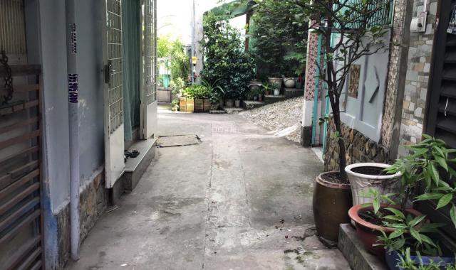 Bán nhà hẻm 4m đi 75 Nguyễn Cửu Vân vào gần nhà P17, Bình Thạnh, 1 trệt, 2 lầu, 3 PN, 3 WC