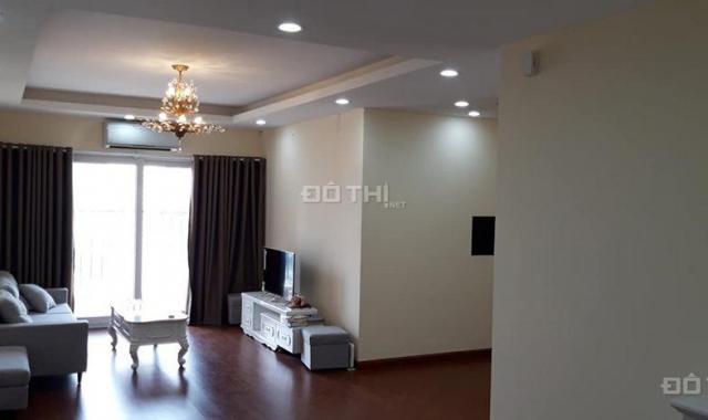Bán căn hộ chung cư Mạc Thái Tổ, Yên Hòa, Cầu Giấy. DT 130m2, full nội thất đẹp, giá 28 tr/m2