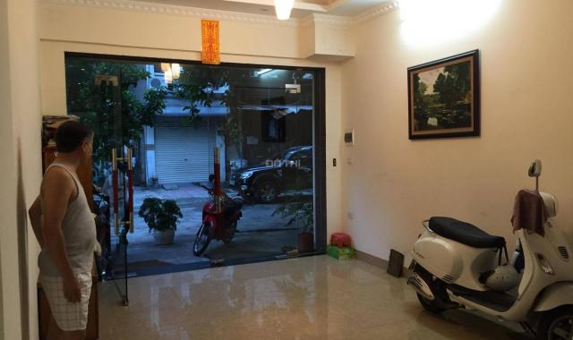 Bán nhà PL, ngõ 261 phố Trần Quốc Hoàn 44m2 x 6T, giá 7,3 tỷ ôtô 7 chỗ vào nhà