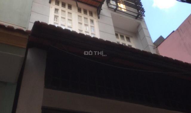 Cần bán gấp căn nhà 1 trệt, 2 lầu, nằm ngay đường Văn Cao, Phú Thọ Hòa, quận Tân Phú, sổ hồng riêng
