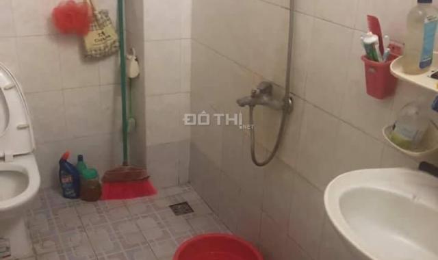 Bán nhà Phố Quan Thổ, Khâm Thiên, Quận Đống Đa, DT 25m2, xây 4 tầng, giá 2 tỷ