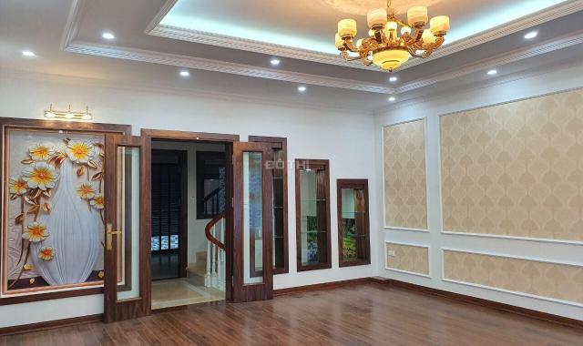 Nhà đẹp chính chủ, ô tô vào nhà, kinh doanh, VP, DT 80m2 x 5T, Lạc Long Quân, Nghĩa Đô, Cầu Giấy