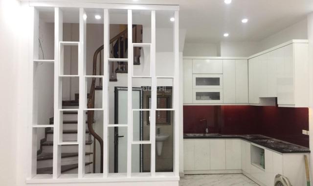 Bán gấp nhà riêng xây mới Kim Mã, Ngọc Khánh, Ba Đình 4.65 tỷ 40m2, cách phố Kim Mã 50m