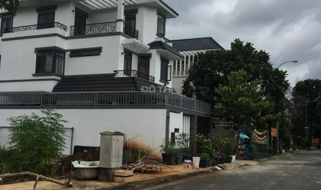 Biệt thự mới xây như hình đăng KDC Khang An Phú Hữu, quận 9