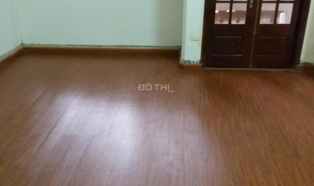 Bán nhà ngõ 629 Kim Mã, DT 45m2 x 5 tầng, MT 4,5m, thiết kế oto vào nhà, tầng 2 phòng, giá 8 tỷ