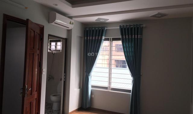 Bán nhà đường Quan Hoa, Cầu Giấy xây 5 tầng, 42m2, ngõ rộng, kinh doanh tốt, giá 4.8 tỷ