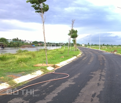 Bán gấp lô đất 100m2 MT Nguyễn Thị Tú, BT gần UBND Bình Hưng Hòa B. LH 0938444711 để đi xem đất