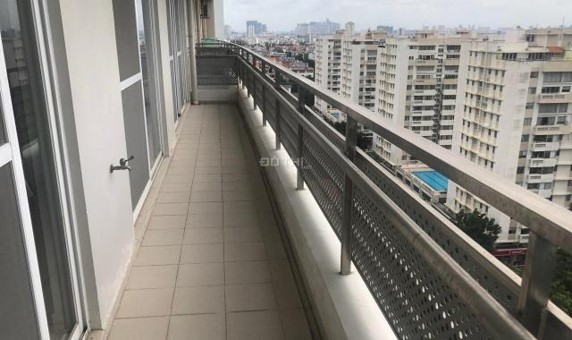 Cần tiền bán gấp căn hộ full nội thất 140m2, 3PN, 2WC, Riverpark Residence, Q7, TP HCM, giá 7.5 tỷ