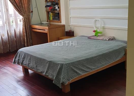 Bán nhà 48m2 Nguyễn Văn Trỗi, giáp sân bay, 3 tầng, giá 10 tỷ TL