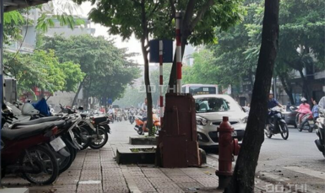 Nhà mặt phố Ngọc Lâm, quận Long Biên, Hà Nội, diện tích 13.5m2, giá 4.6 tỷ. LH: 0908812228