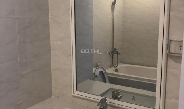 CC cạnh Hồ Tây Oriental Westlake, 174 Lạc Long Quân, nhận nhà ở ngay, 2.9 tỷ, 2PN, 90m2, full NT