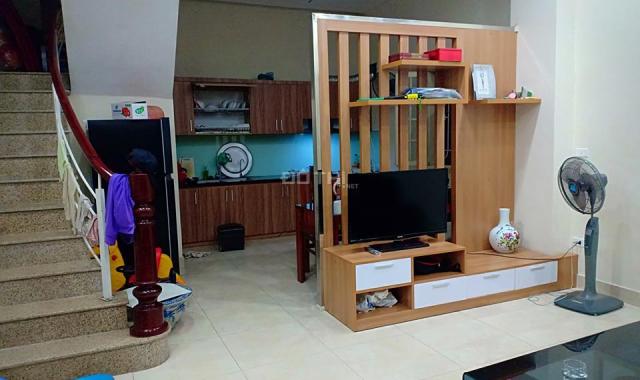 Cần bán gấp nhà Ngọc Khánh 51m2, mt 5m, giá 4.5 tỷ, vip Ba Đình