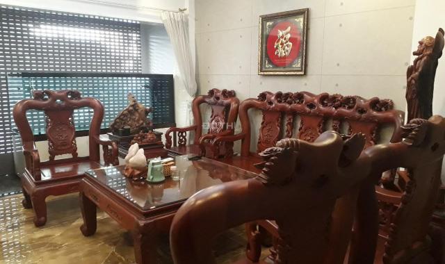 Gia đình cần bán nhà LK KĐT Văn Phú (76.5m2*4T, 4PN), nhà đã hoàn thiện nội thất đẹp. Giá 5,7 tỷ