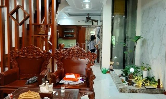 Chính chủ bán nhà cực đẹp - Nguyễn Văn Huyên - Cầu Giấy - ô tô -kinh doanh đỉnh chỉ 5.9 tỷ