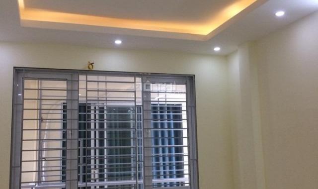 Chính chủ bán nhà Nghĩa Lộ, Hà Đông, 4T, 4PN, 38m2, đường 7m, giá 1.92 tỷ, gara