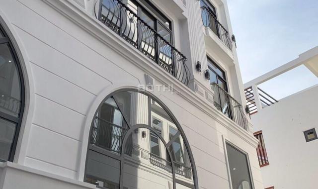 Bán biệt thự HXH 6m Hoàng Hoa Thám ngay Phan Đăng Lưu, DT: 6x8m, 4 lầu nhà mới xây cao cấp