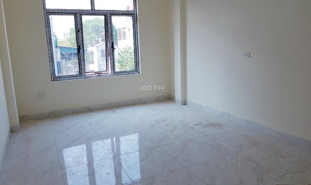 Nhà đẹp, xây mới, ngõ thoáng ô tô đỗ cách nhà 10m, S=36m2 x 4T, 1.45 tỷ ở Phú Lương. LH: 0988262346