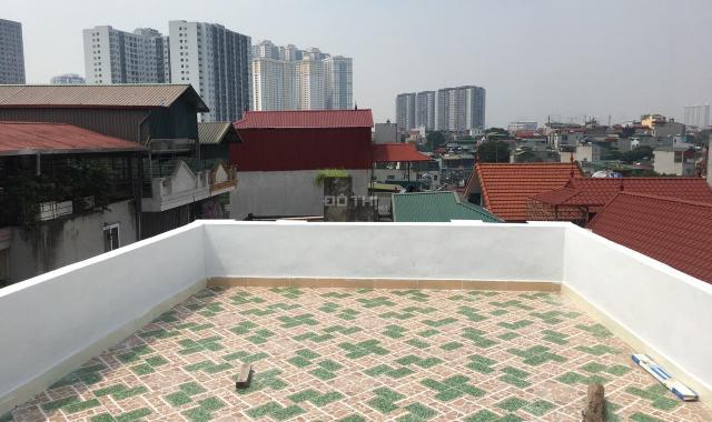 Bán nhà xây mới giá rất rẻ tại phố Định Công Hạ, ôtô qua ngõ, 37m2 x 5 tầng