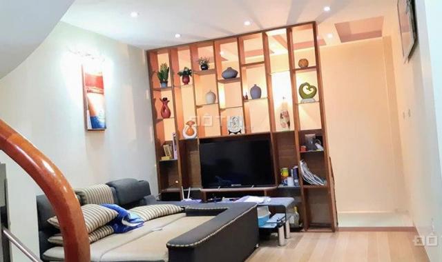 Hiếm, 51m2 Lê Thanh Nghị: Gần ô tô, KD, 5T ở luôn, căn góc 4.2 tỷ CTL. LH Ánh 0914263265