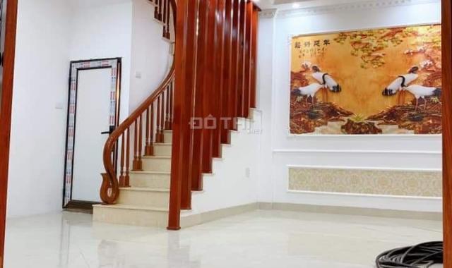 10 bước chân ra phố Mai Phúc, 4.5 tầng giá chỉ 2.2 tỷ tại Phúc Đồng Long Biên