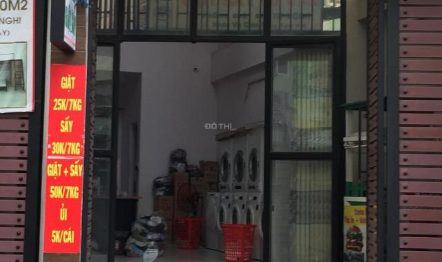 Sang tiệm giặt ủi đông khách Bình Thạnh, giá 180 triệu