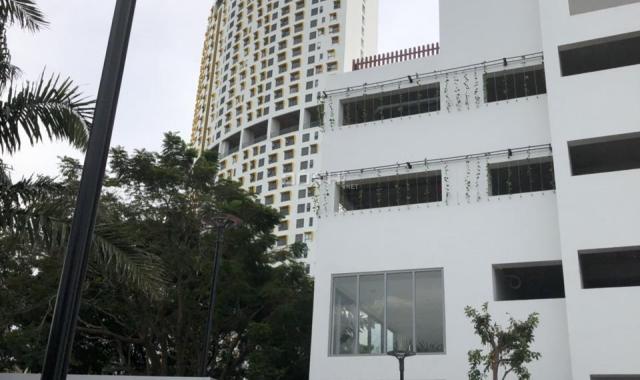 Gia đình đi Mỹ nên bán gấp căn hộ LuxGarden Huỳnh Tấn Phát tầng 12, giá 1.9 tỷ. LH: 0984513838