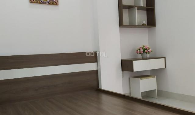 CĐT bán CC Nguyễn Khang - Yên Hòa 2PN, 45m2, giá 800tr, ở ngay, full nội thất. LH: 0961.577.011