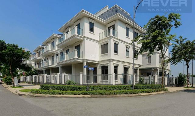 Bán căn biệt thự Lakeview view sông, đường Song Hành, giá 16 tỷ, gọi ngay: 0913231439