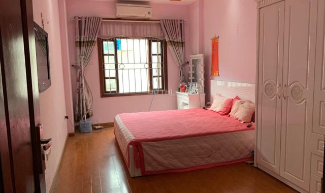 Bằng Liệt 35m2, thông Linh Đàm, nhà hàng ăn uống, siêu thị sát nhà, 2.3 tỷ, 0915880682