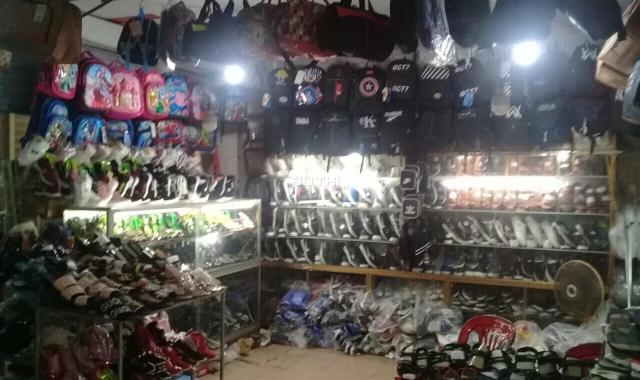 Bán 02 quầy (ki ốt) bán giày dép tại tầng 1 chợ Hà Lầm, Hạ Long