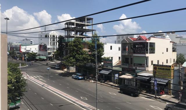 Cho thuê nhà 3 tầng mặt tiền Lê Hồng Phong gần vòng xoay Nguyễn Tất Thành giá rẻ