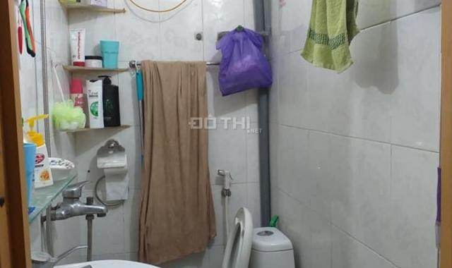 Bán nhà ở phố Bùi Ngọc Dương, Hai Bà Trưng, 28m2, 3 tầng, 2.1 tỷ, liên hệ 0945818836