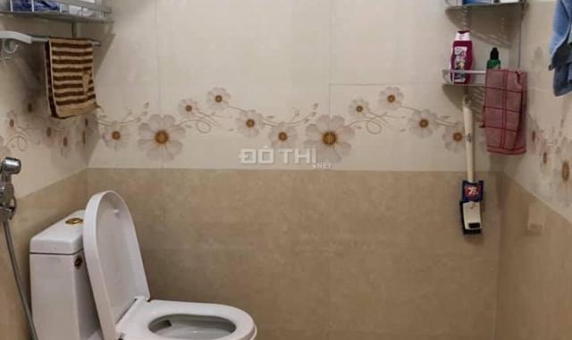 Bán nhà lô góc siêu đẹp 40m2 x 4 tầng, 1 tum phố Vũ Tông Phan, giá chỉ 2.8 tỷ, LH 0916438286