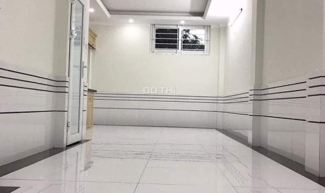 Cần bán gấp nhà 40m2 x 4 tầng ngã tư Vạn Phúc - Tố Hữu, ô tô đỗ ngày đêm cách 5m, giá chỉ 2,9 tỷ