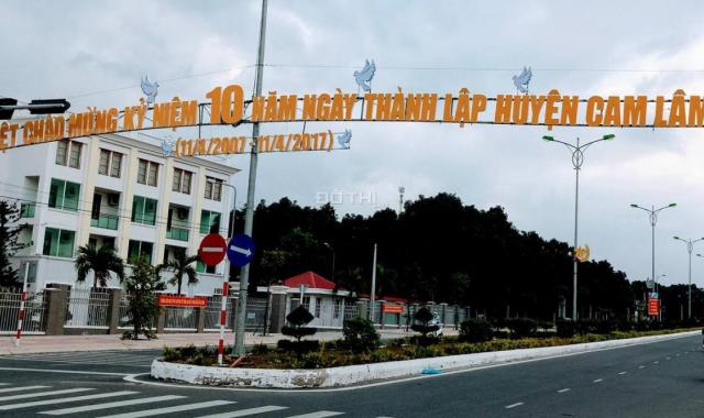Bán đất 100% thổ cư giá rẻ, 2 MT đường Hàm Nghi, ngay trung tâm VHTT huyện Cam Lâm. LH: 0901161931