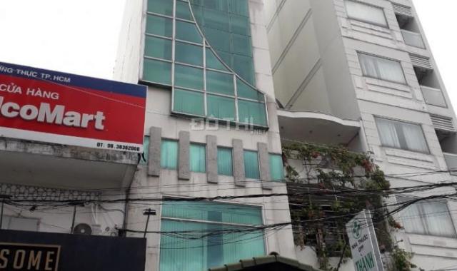 Cho thuê nhanh toà nhà góc 2 mặt tiền đường Điện Biên Phủ, 4.5mx30m, 5 lầu, thang máy