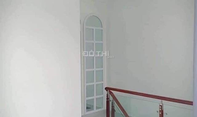 Bán nhà rẻ duy nhất 1 căn 35 m2, 2 lầu đường Phạm Văn Hai, 3.9 tỷ