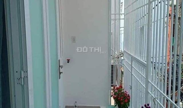 Bán nhà mới giá rẻ 35 m2, 2 lầu đường Phạm Văn Hai, 3.9 tỷ (thương lượng)