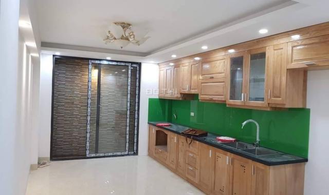 Nhà bán Kim Giang, Thanh Xuân, 42m2 x 5T giá chỉ 3.4 tỷ, LH: 0842063837