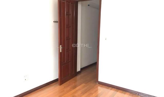 Nhà ngõ 173 Hoàng Hoa Thám, 6 tầng, 5PN, 38m2, lô góc, ở và cho tây thuê, 3.6 tỷ, 0915880682