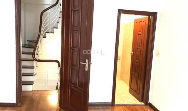 Nhà ngõ 173 Hoàng Hoa Thám, 6 tầng, 5PN, 38m2, lô góc, ở và cho tây thuê, 3.6 tỷ, 0915880682