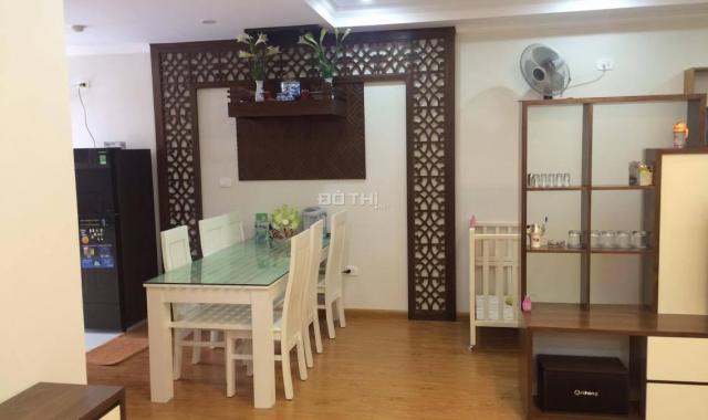 Cho thuê căn hộ 2 PN đồ cơ bản tại dự án 90 Nguyễn Tuân, Thanh Xuân giá 10 tr/th, LH 0392459222