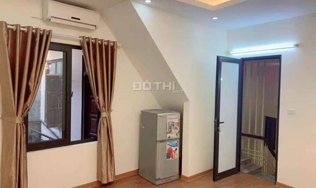 2,75 tỷ sở hữu căn nhà đẹp, ô tô đỗ cửa, 32m2, 4 tầng, ngay Ngã Tư Sở