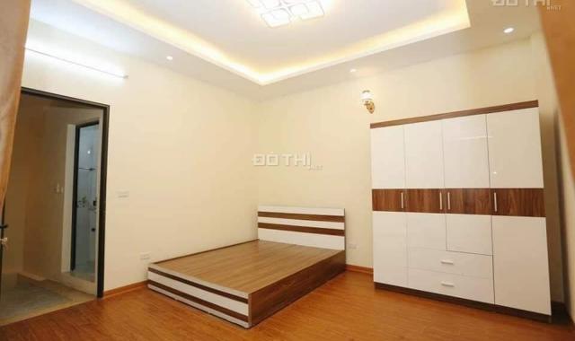 2,75 tỷ sở hữu căn nhà đẹp, ô tô đỗ cửa, 32m2, 4 tầng, ngay Ngã Tư Sở