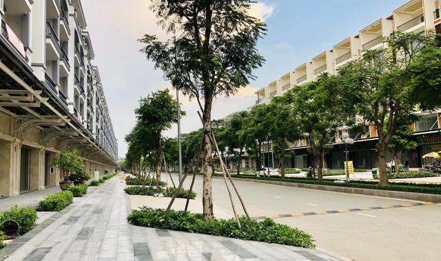 Cho thuê nguyên căn mặt tiền shophouse trong KDC Vạn Phúc, DT: 7x20m, hầm + 4 tầng, có thang máy