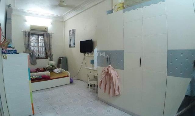 Cần bán gấp nhà khu vực Hồ Đắc Di, Đống Đa, 48m2, giá 3,3 tỷ. LH: 0948068186