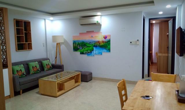 Cho thuê căn hộ 1 phòng ngủ riêng biệt, 2WC, MT đường Phan Tứ, khu phố Tây An Thượng