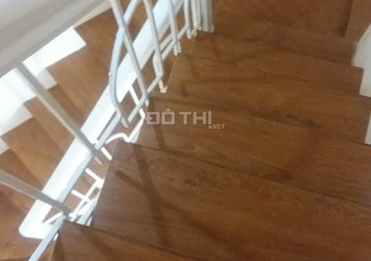 Bán nhà ở đường Đại Cồ Việt, 2 mặt thoáng, ở luôn, 28m2 x 4T, giá 2.1 tỷ