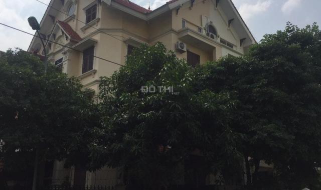 Cho thuê nhà biệt thự Mễ Trì Hạ, đối diện Keangnam, DT đất 200m2, XD 120m2 * 4 tầng, giá 48 tr/th