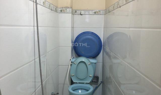 Cho thuê căn hộ dịch vụ 30m2 ngay mặt tiền đường Nguyễn Thượng Hiền, Q3, giá 6tr/tháng